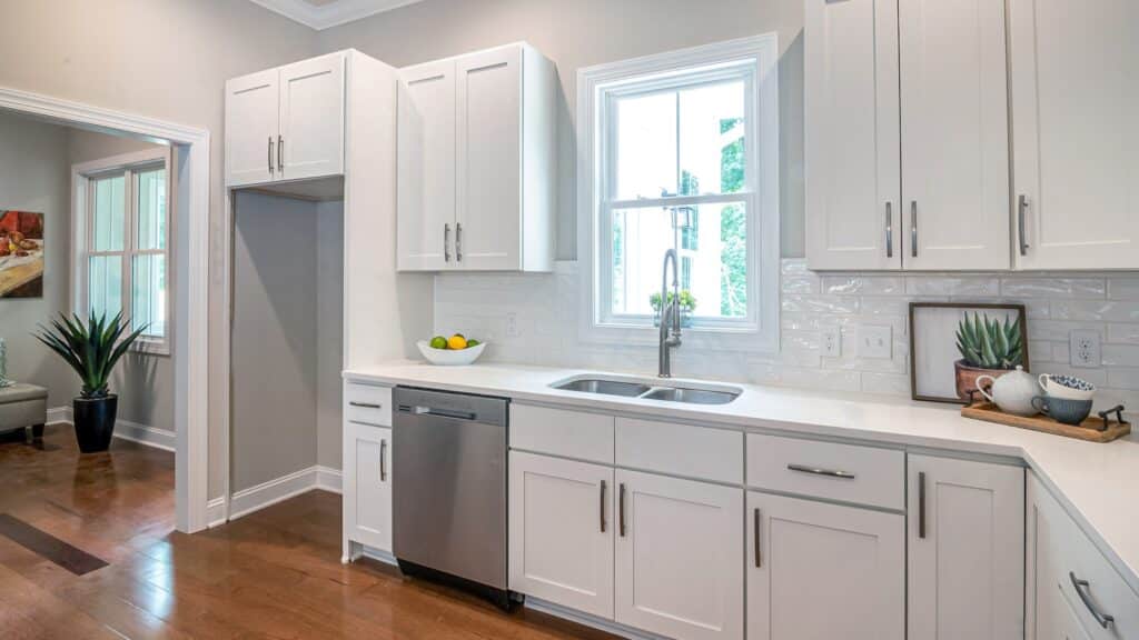 white quartz countertops